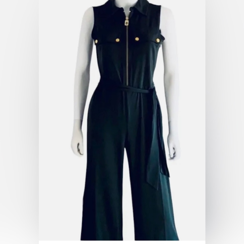 COPY - Michael Kors, M, black w/ gold fit n flare figure flattering sleeveless